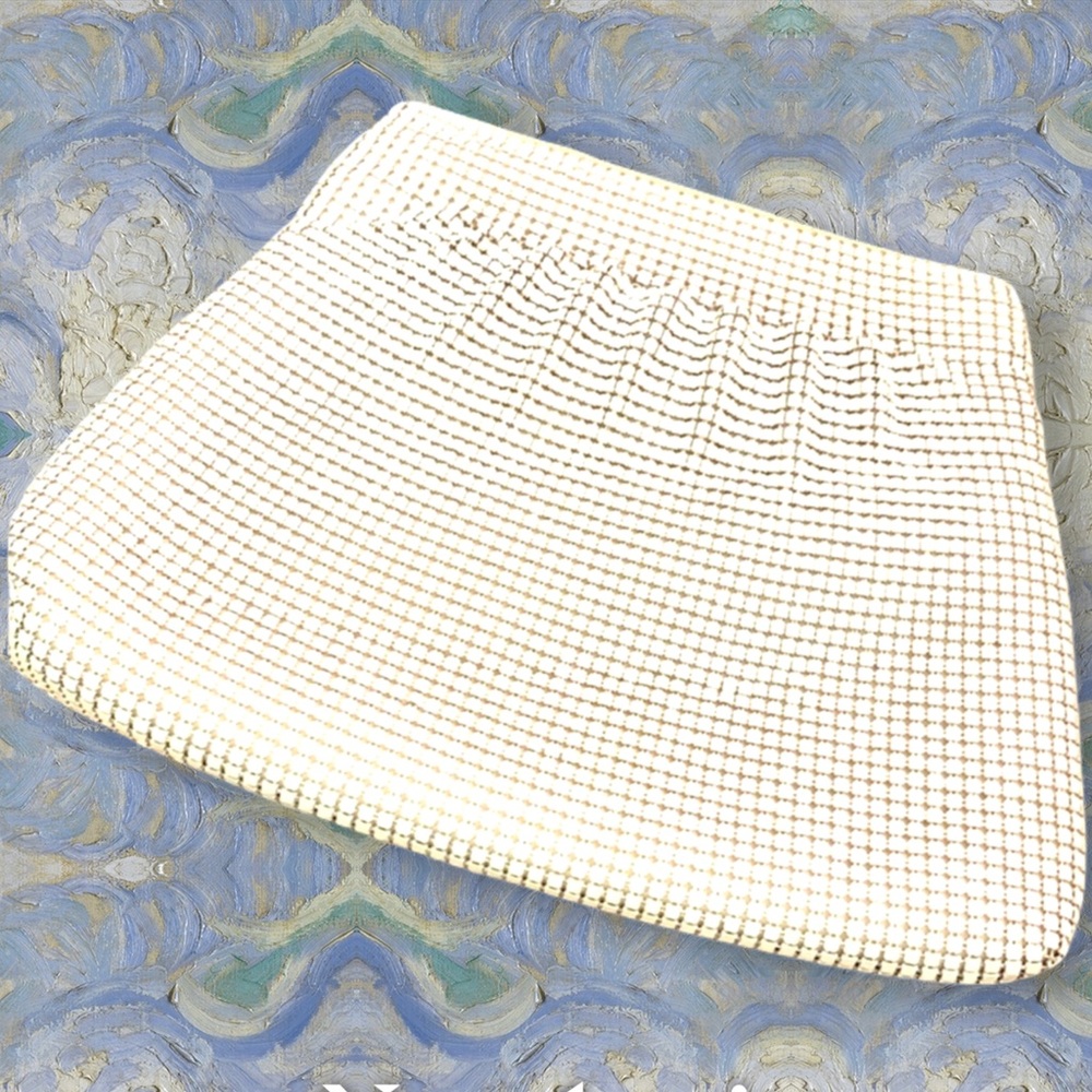 Vintage white chain mail zip top clutch